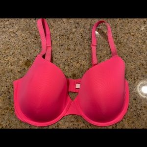 Victoria’s Secret bra 34dd